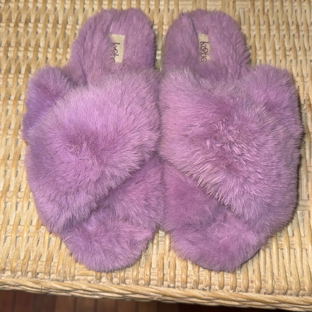 Fluffy slippers